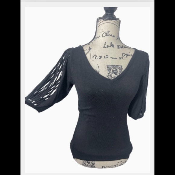 Bisou Bisou Goth Glsm Black Sweater Top V-Neck Blouse with Cutout Sleeves - Picture 6 of 12